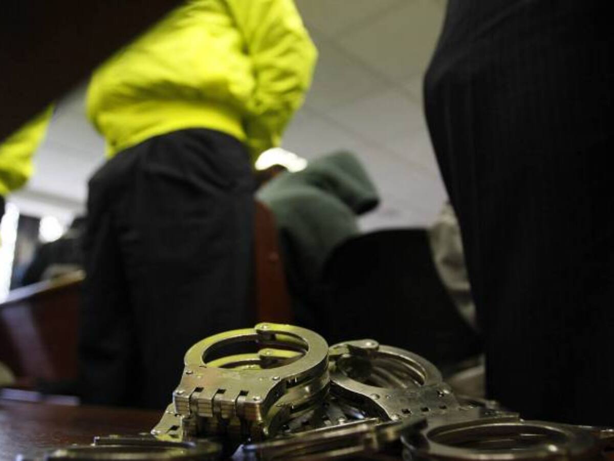 Colombianos detenidos por tráfico de cocaína en Paraguay