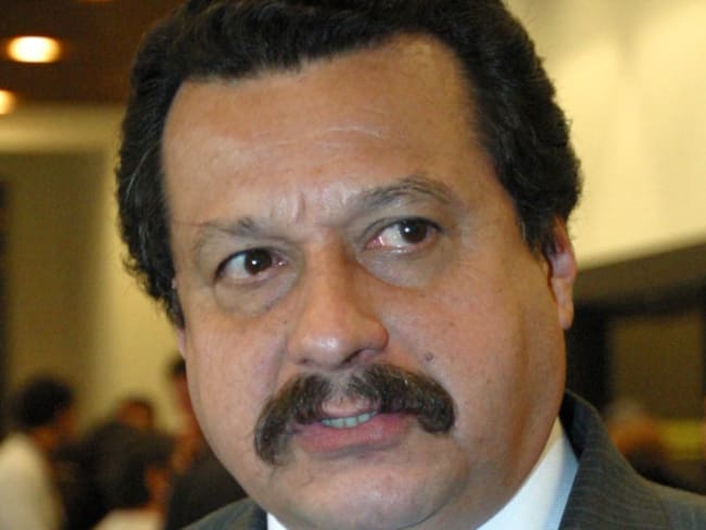 Murió Carlos Lozano, director del Semanario Voz