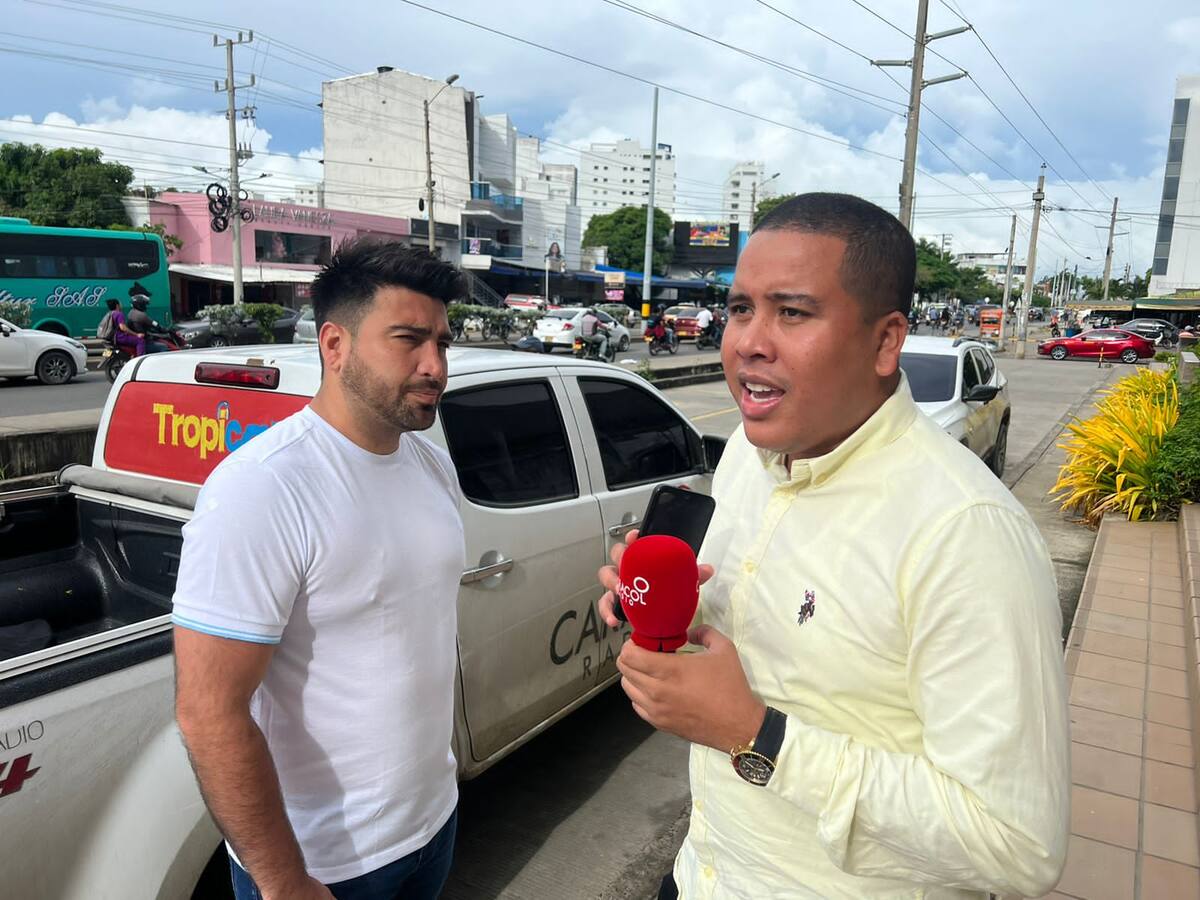 Velatón en las afueras del Colegio Biffi por ola violenta en Cartagena