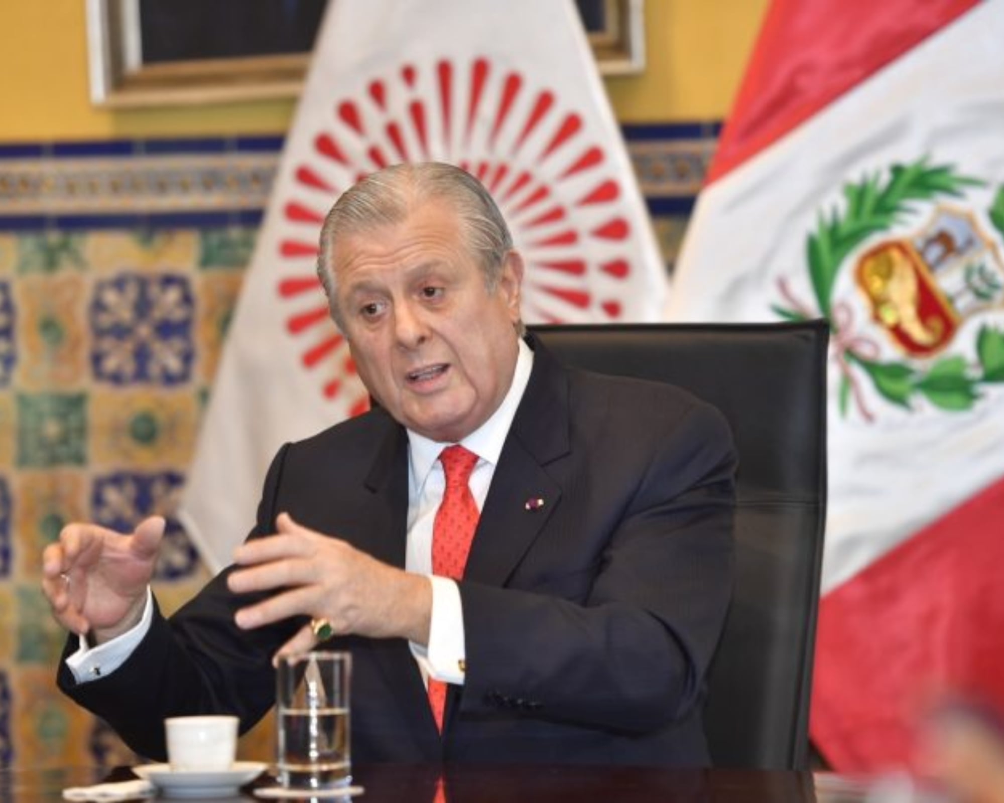 El exministro de relaciones exteriores de Perú, Óscar Maúrtua.
(Foto:    Cortesía)