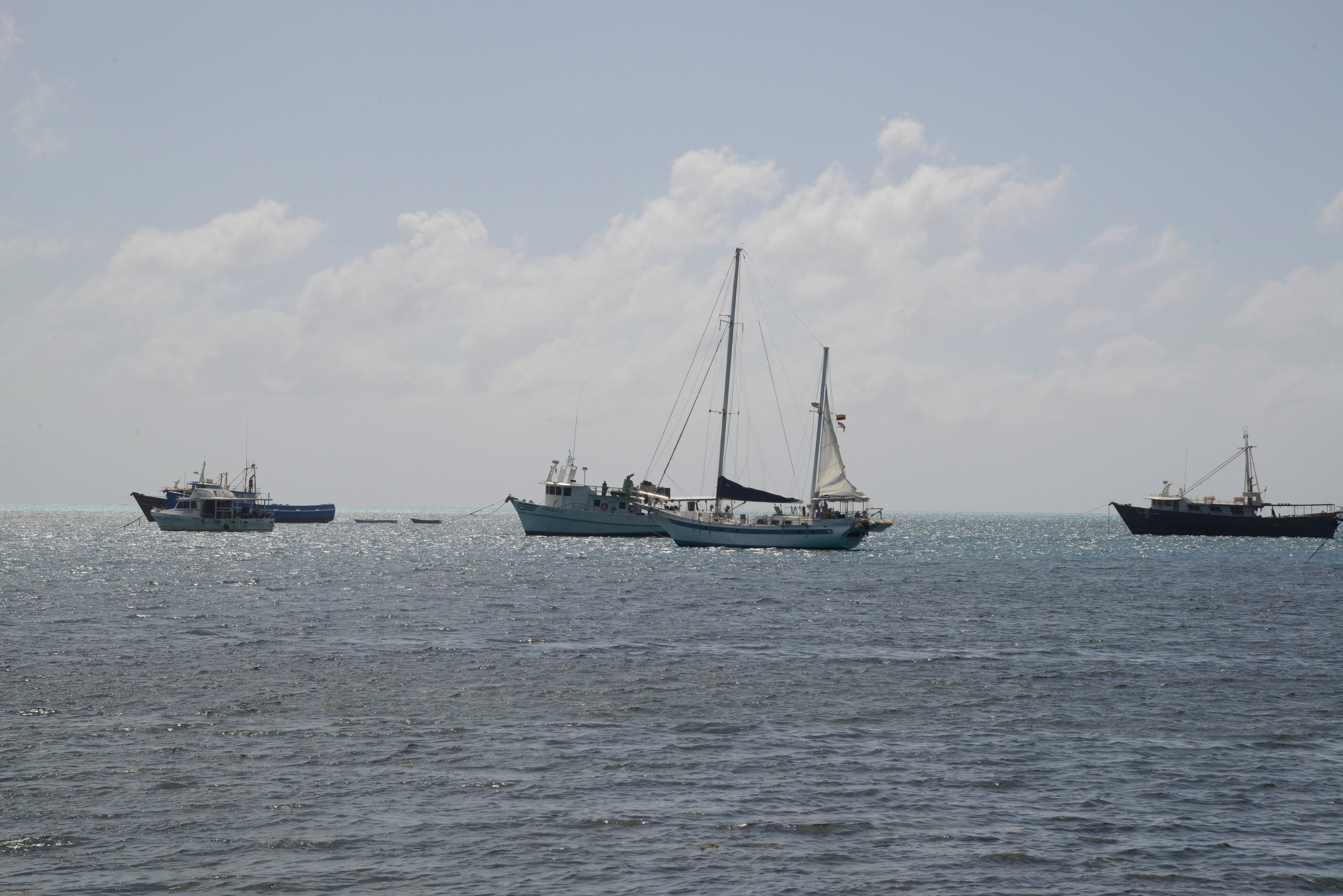 Barcos sobre aguas de San Andrés. Foto: Kaveh Kazemi/Getty Images