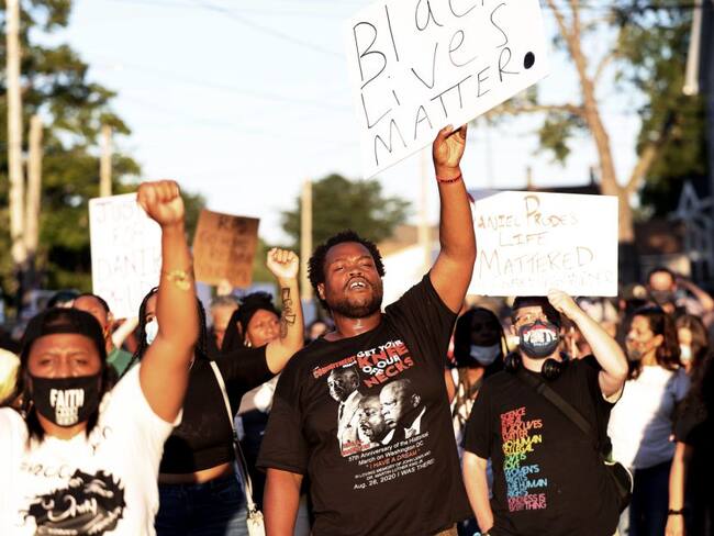 Convocan manifestaciones en Nueva York por muerte de afroamericano