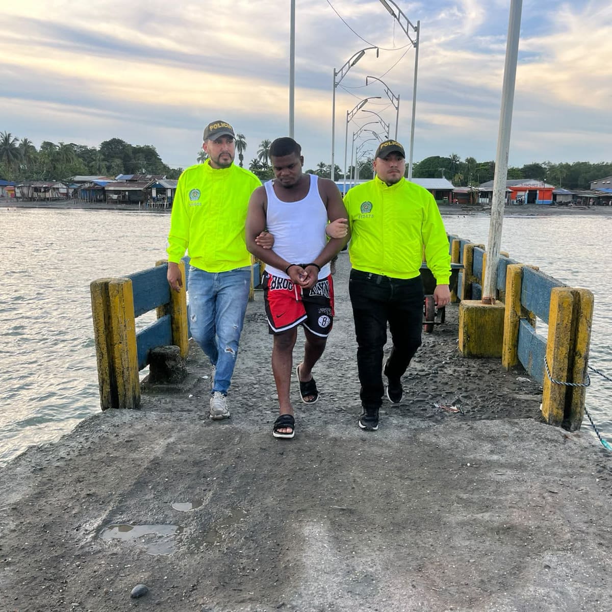 Por presunto tráfico de cocaína, alianzas con ELN y hurtos en el mar, cayó cabecilla de Los Shottas