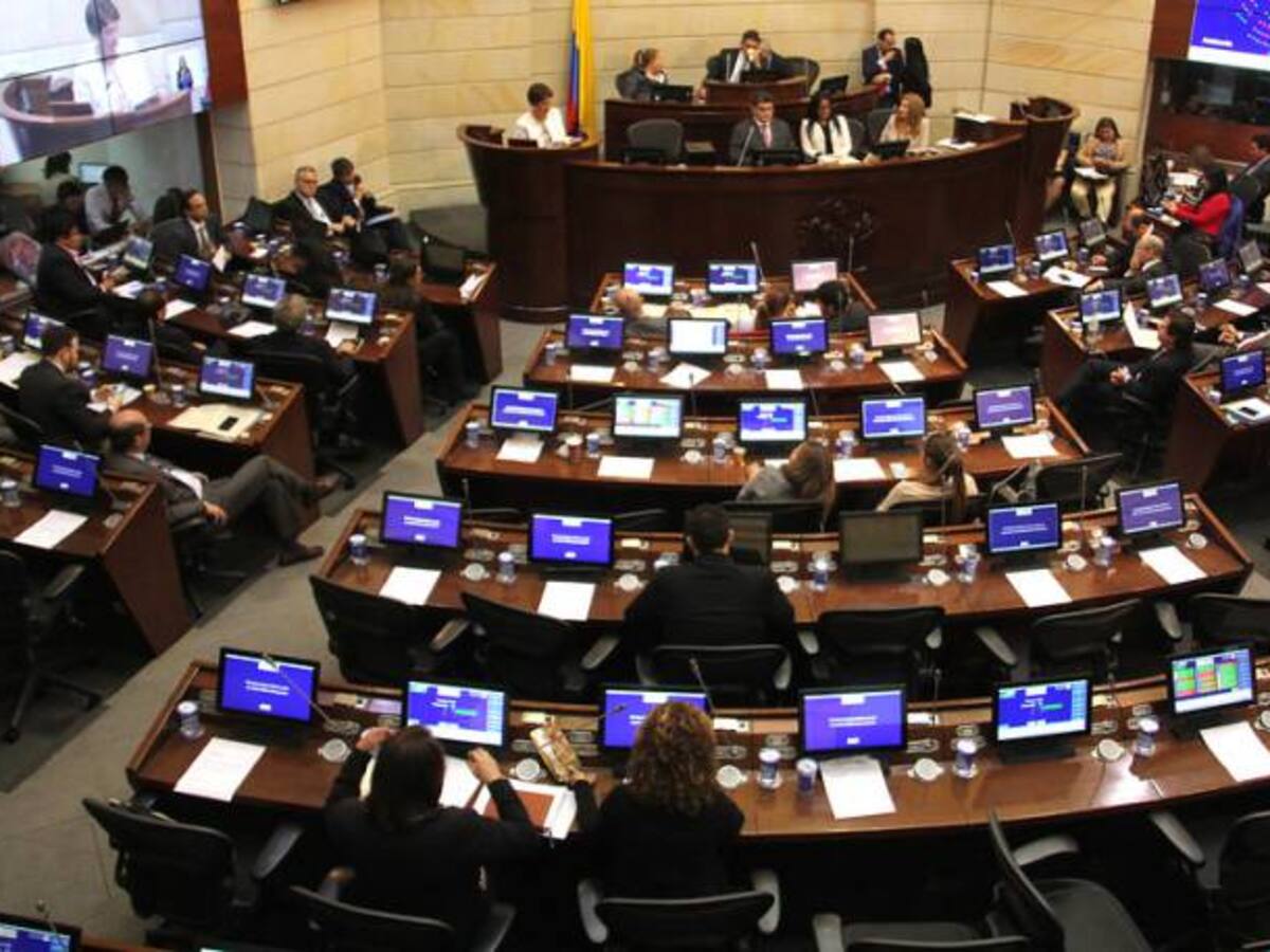 Si descubren irregularidades en excusas de los congresistas puede darse hasta la pérdida de investidura