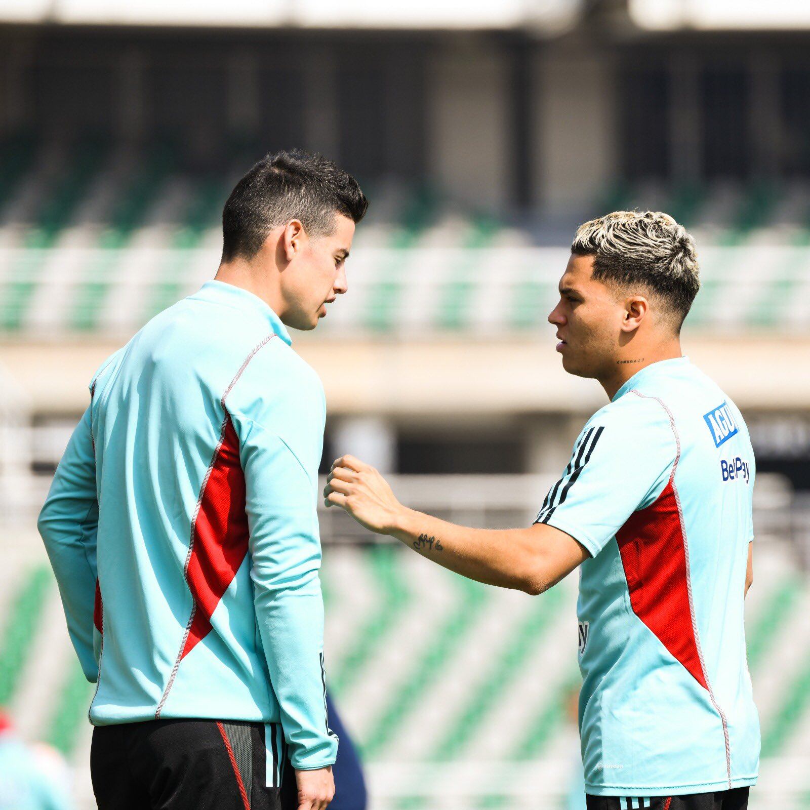 James Rodríguez y Juan Fernando Quintero en los entrenamientos de la Selección en Corea del Sur / FCF.