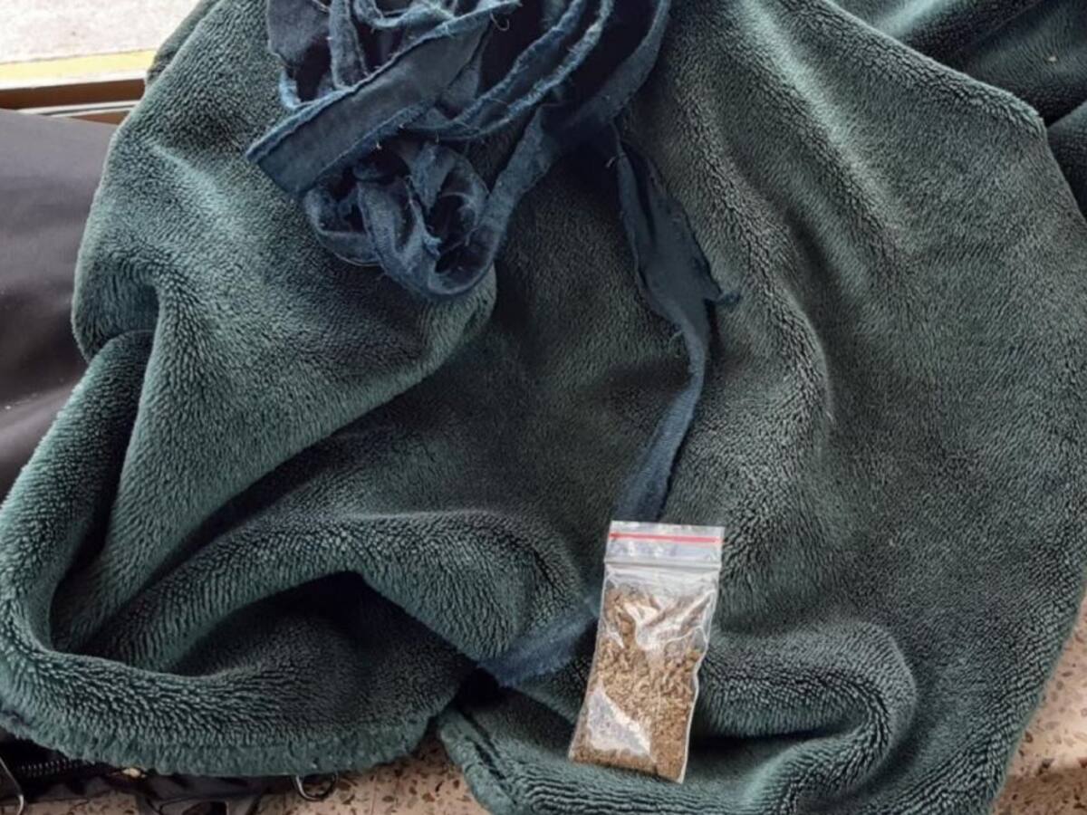 Querían entrar droga oculta en una cobija a una estación de Policía