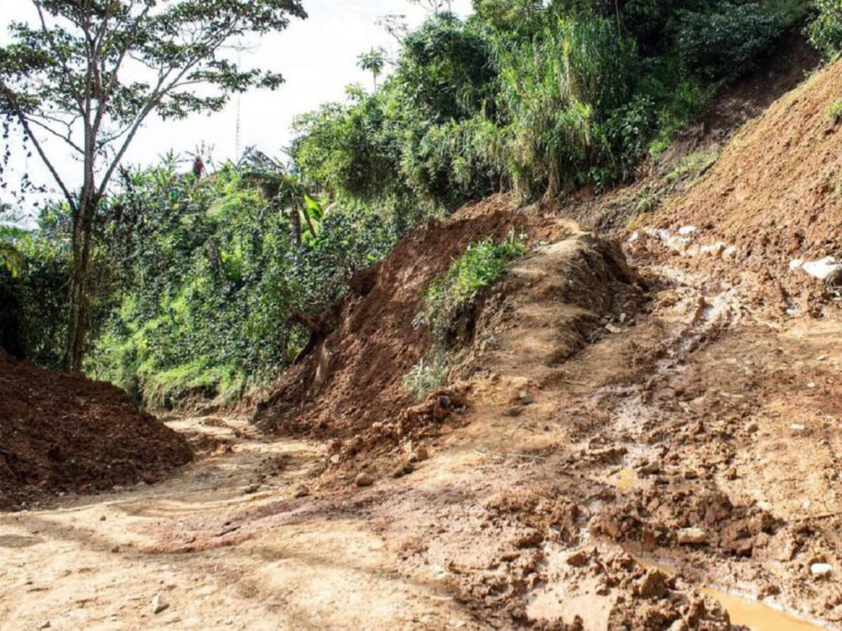 Por quinta vez consecutiva esperan remover derrumbe en Anserma, Caldas