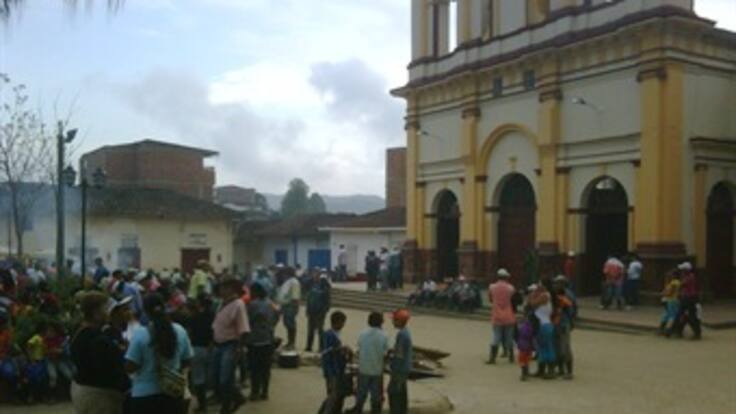 Se agrava la situación de desplazamiento en Anorí. Denuncian actos vandálicos