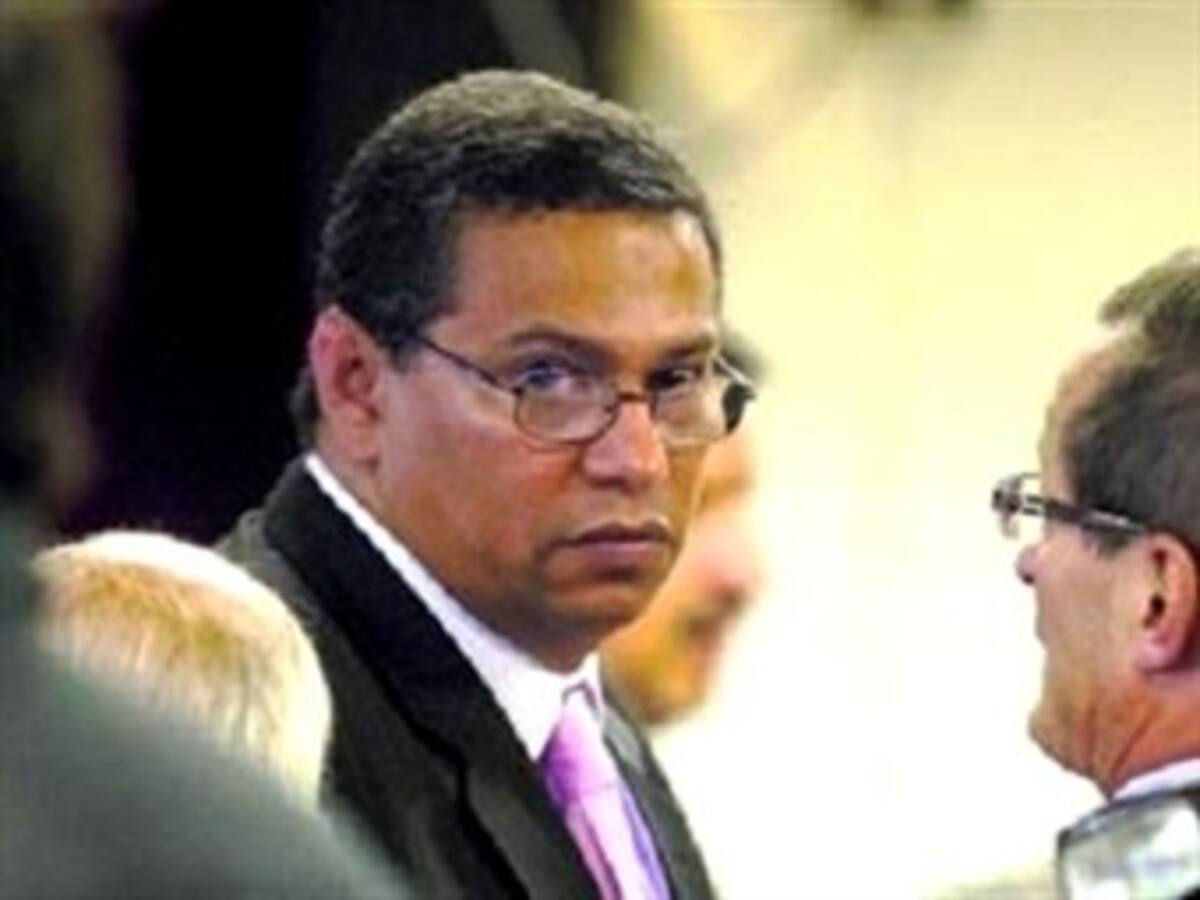 Retiran esquema de seguridad al exfiscal del caso Colmenares