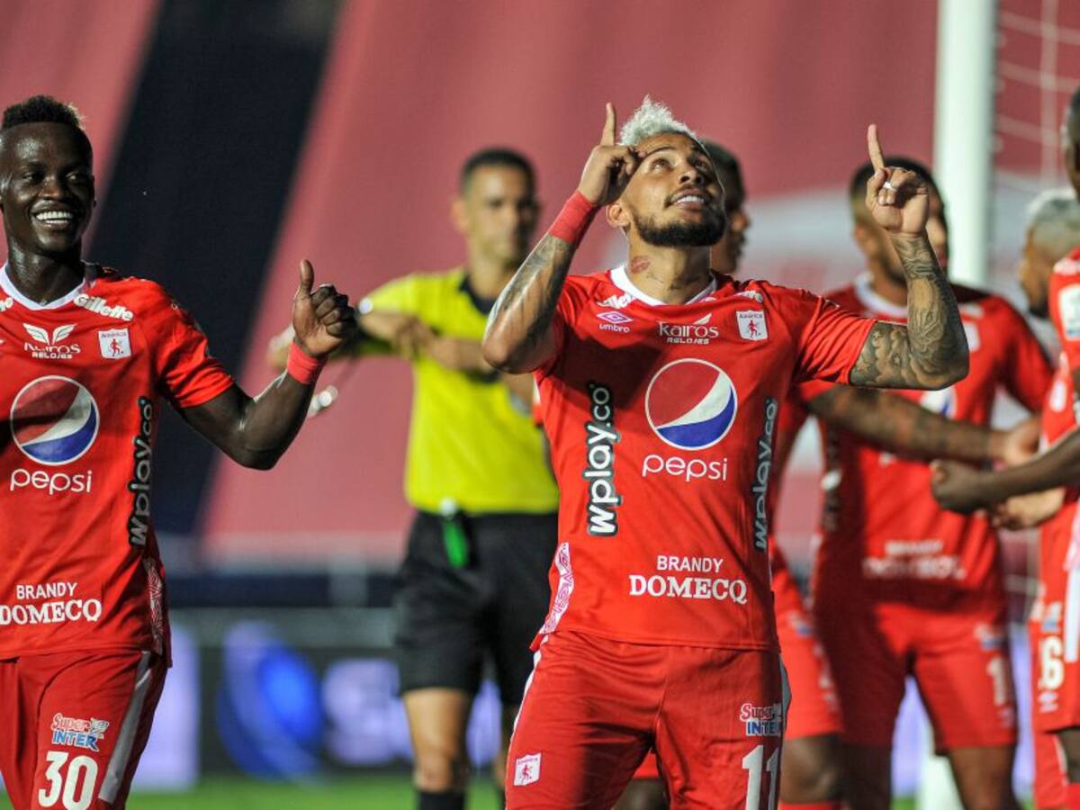 América goleó a Santa Fe en la final de ida del Fútbol Colombiano