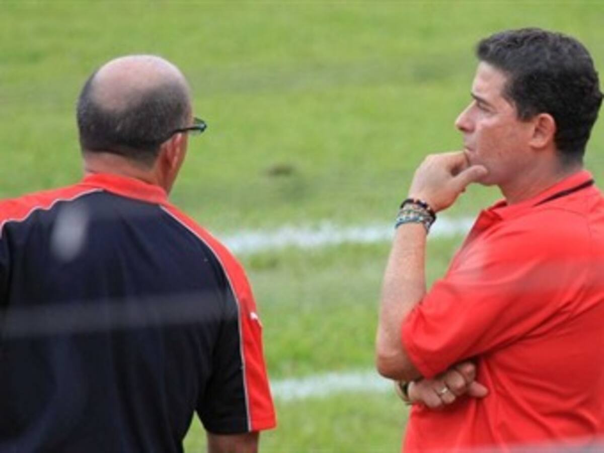 Medellín derrota 3-1 al Cali y se mete a los ocho