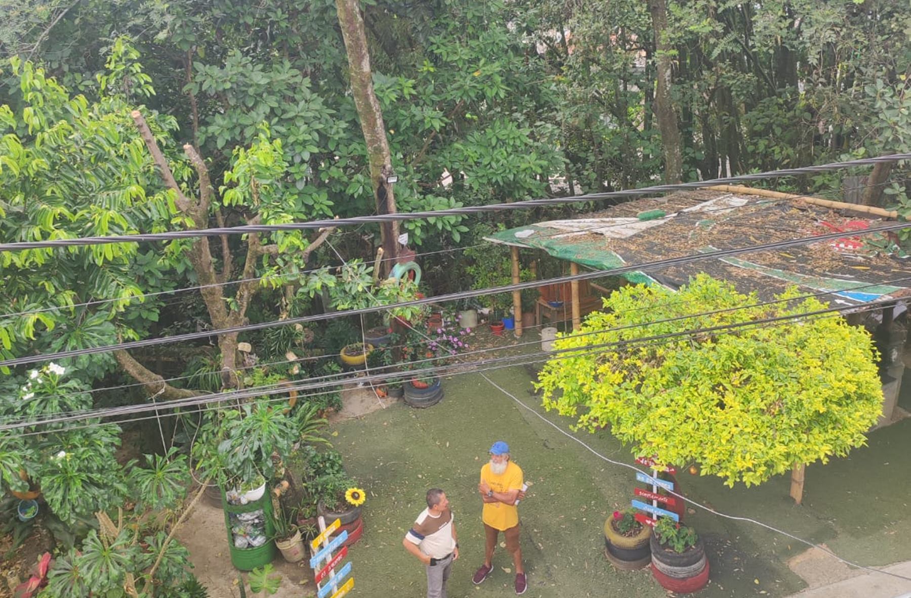 Espacio de recreación para la comunidad de los Mandarinos