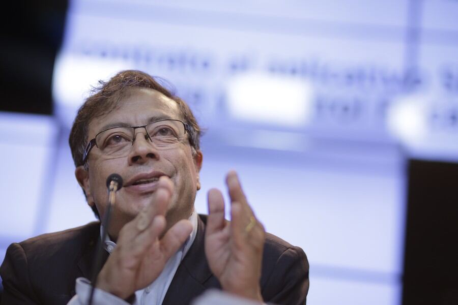 Gustavo Petro ha gastado cerca de $8.700 millones para su campaña, según reporte en el CNE. Foto: Colprensa