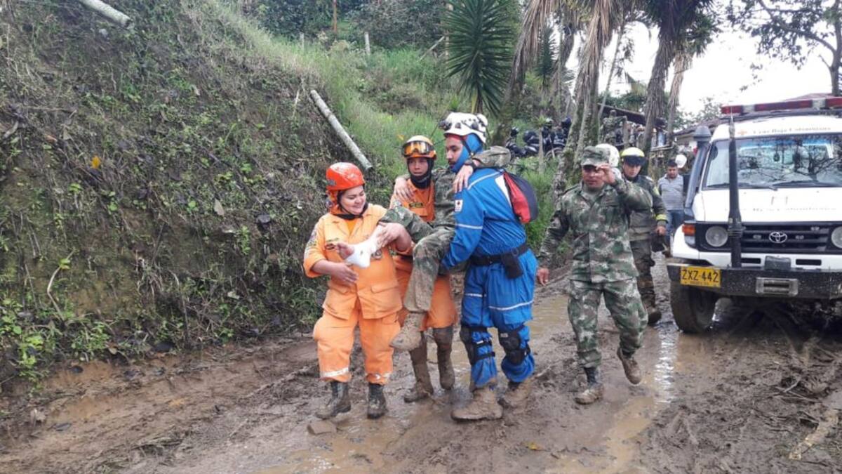 Yo no sé qué voy hacer: hombre que perdió a su familia por deslizamiento