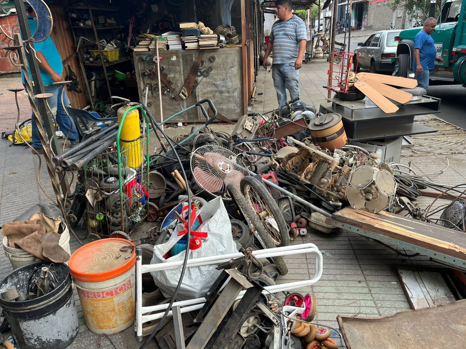 Alcaldía de Cúcuta demolió el “Triángulo de las Bermudas” en el centro de la ciudad. / Foto: Jenny Márquez.