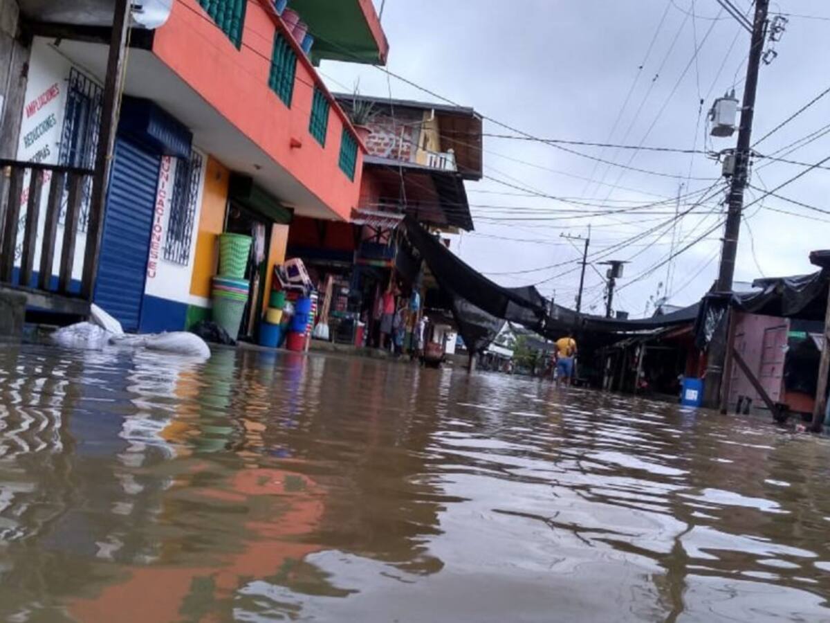 Vigía del Fuerte está completamente inundado
