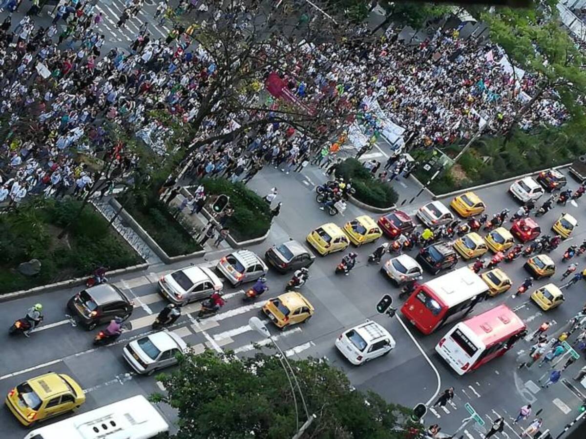 Miles de universitarios reclamaron presupuesto para la educación pública