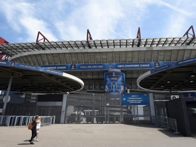 La historia del estadio con dos nombres en Milán