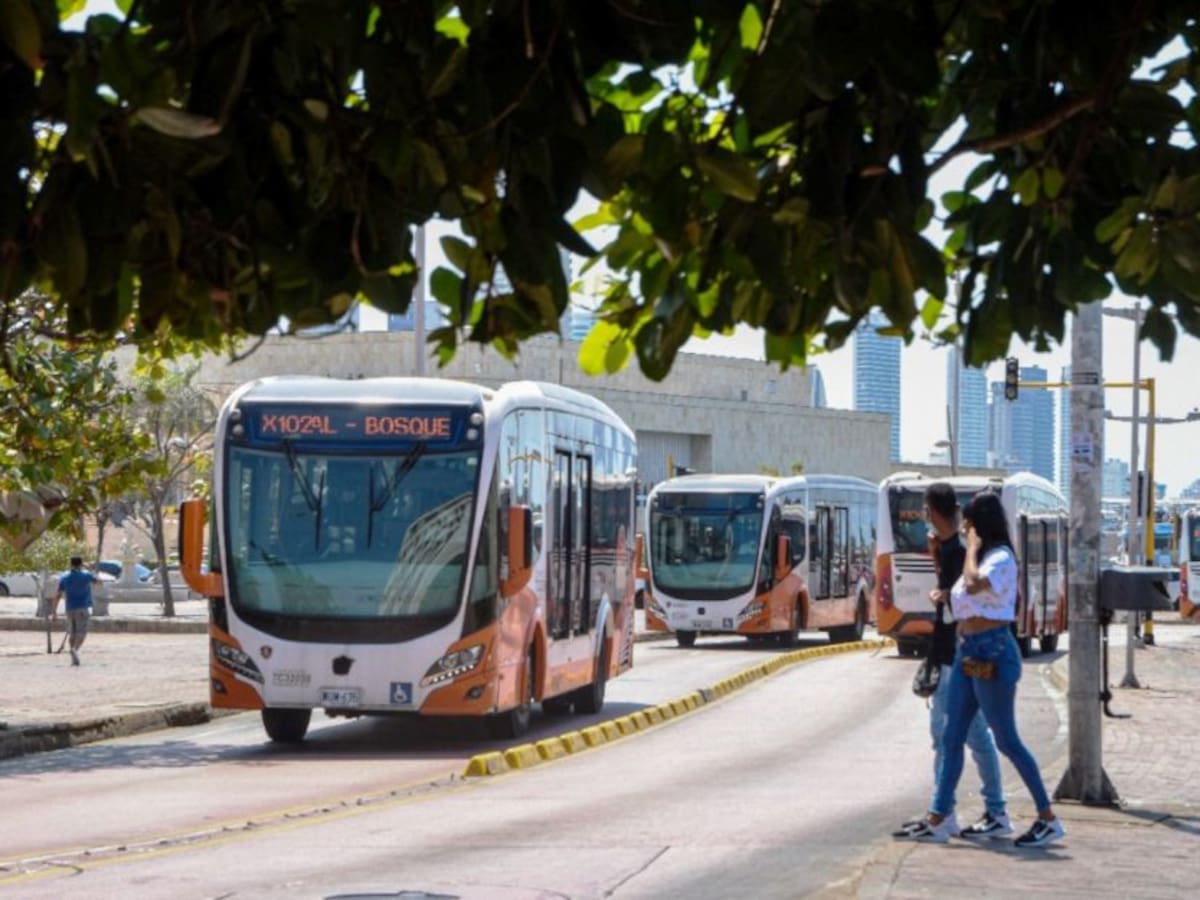 Transcaribe en Cartagena aumenta el número de buses en operación