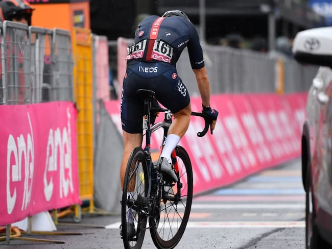 Geraint Thomas se retiró del Giro tras la caída sufrida en la tercera etapa