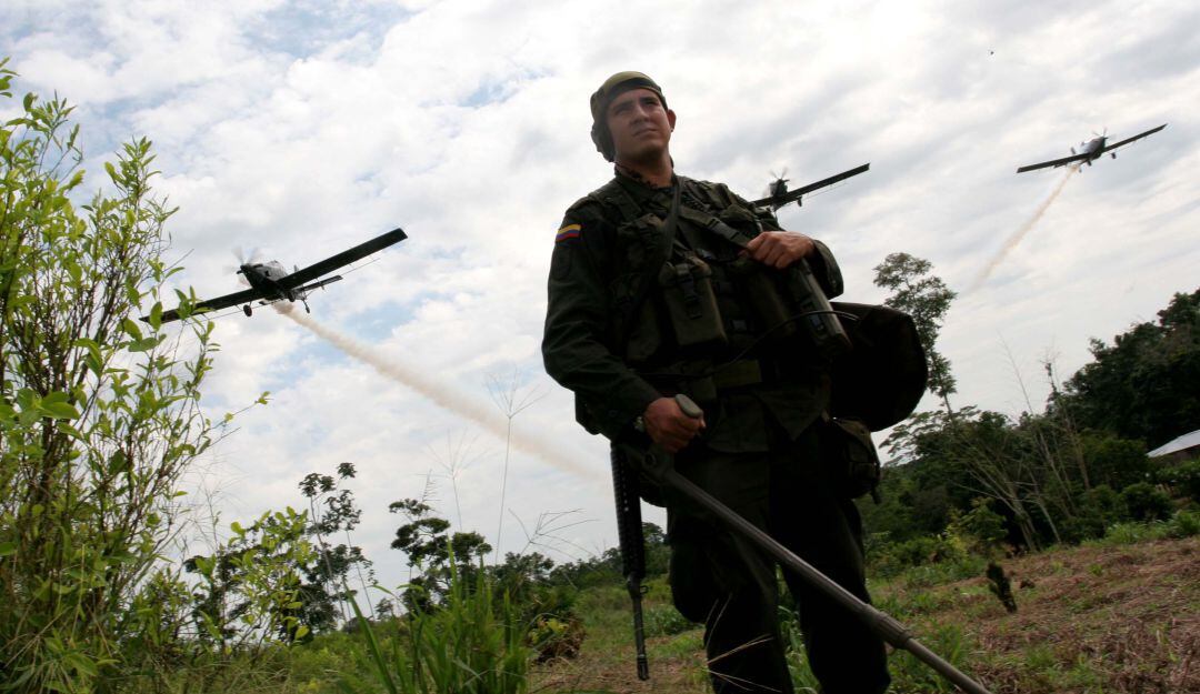 Aspersión aérea con glifosato. 