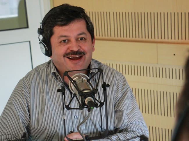 Caracol Radio lamenta la muerte del ‘Profe’, Luis Enrique Rodríguez López