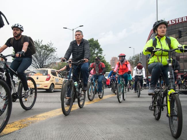 Bogotá fortalece el uso de la bicicleta, pero los robos preocupan