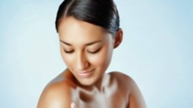 “Hay una opción para no envejecer” Claudia Rodríguez. Lesiones en la piel