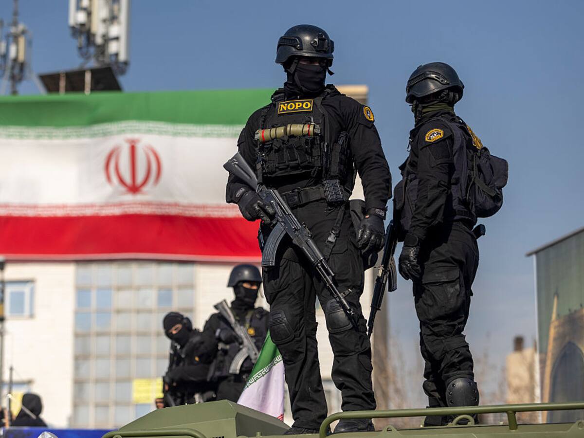 “Esto que está pasando es mucho más que un genocidio y una masacre”: Iraní exiliada en España