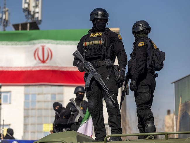 “Esto que está pasando es mucho más que un genocidio y una masacre”: Iraní exiliada en España