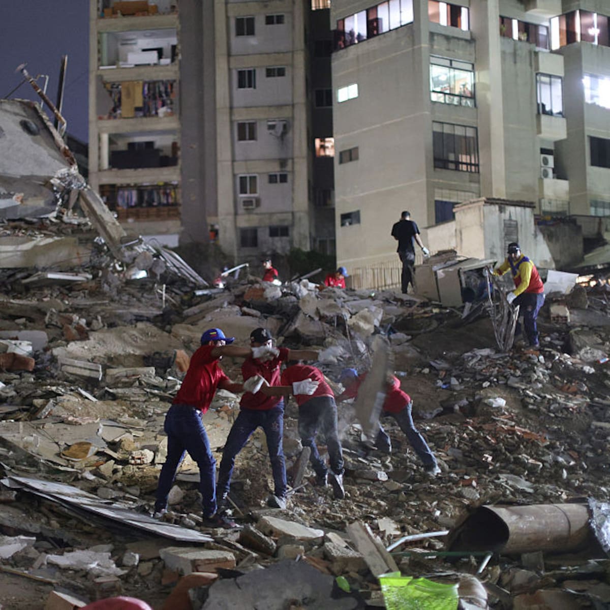 Venezuela: suben a 920 los muertos por terremotos y ONU revisa cifra de 50.000 desaparecidos