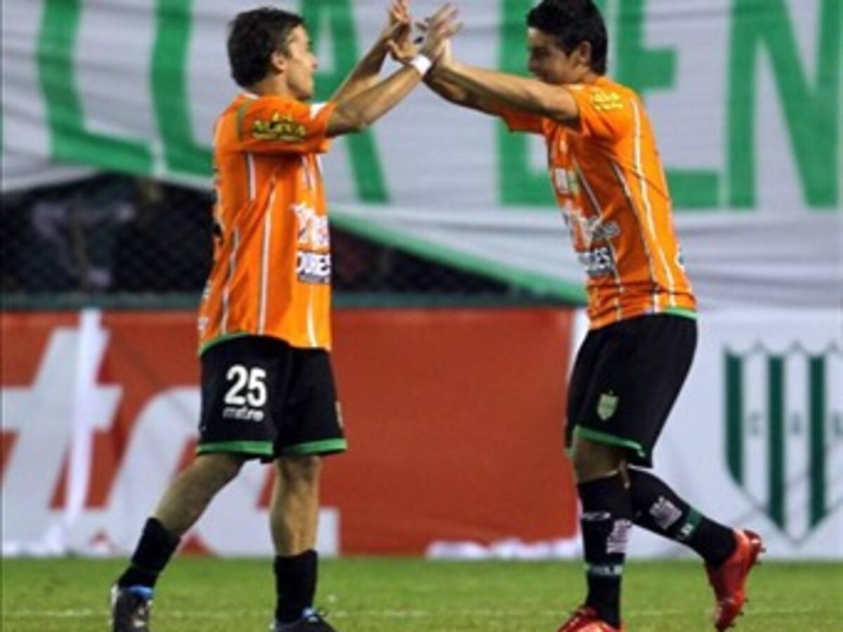 Banfield vence 3-1 a Internacional en octavos de Copa Libertadores