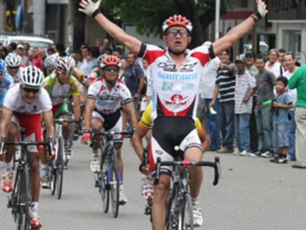 Marlon Pérez ganó la novena etapa y Óscar Sánchez sigue de líder en la Vuelta a Costa Rica