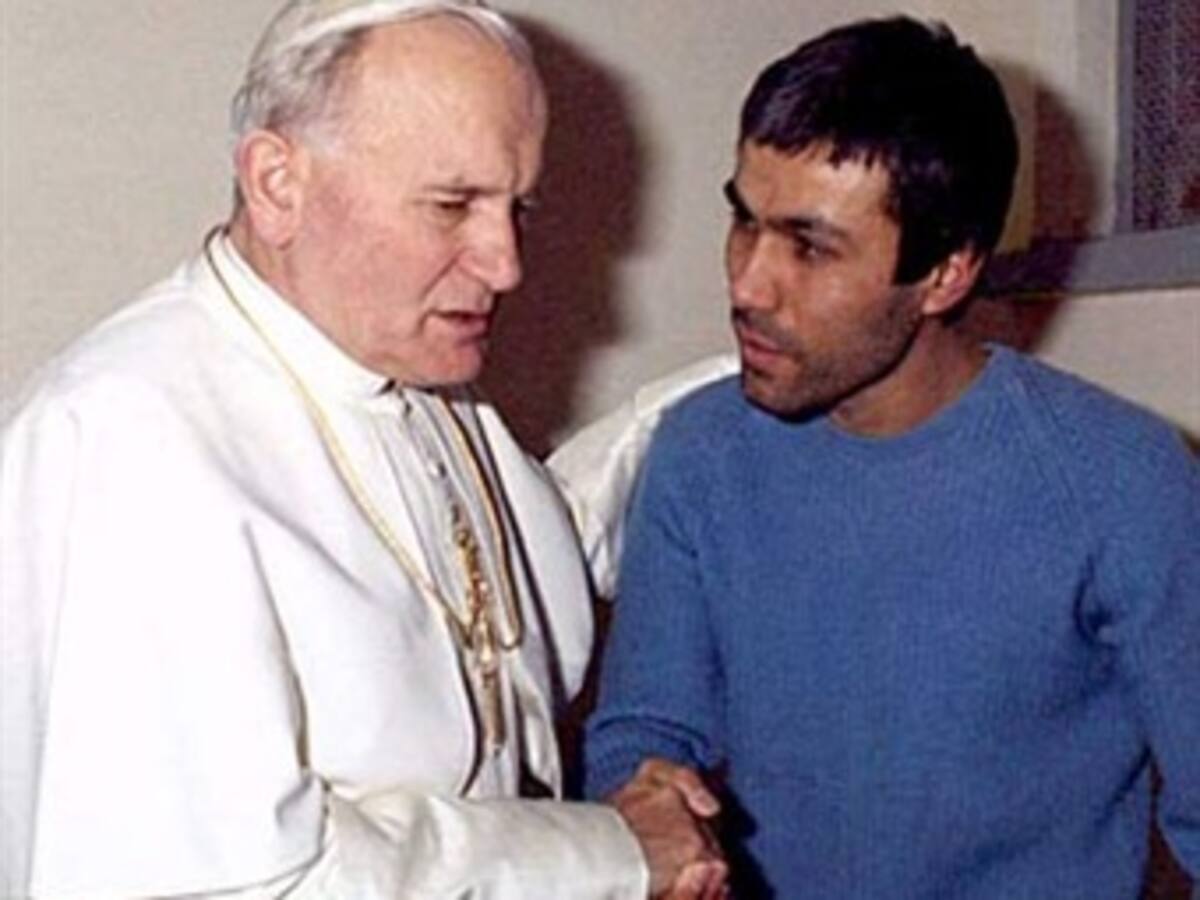 Ali Agca acusa al Vaticano de estar detrás del atentado contra Juan Pablo II