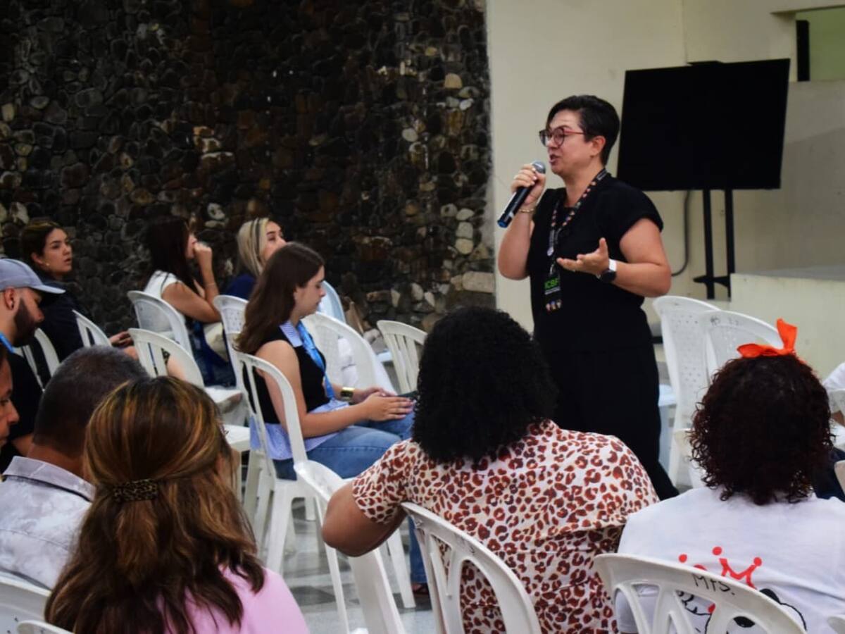 Bienestar Familiar y docentes de Medellín se unieron para prevenir la violencia sexual escolar