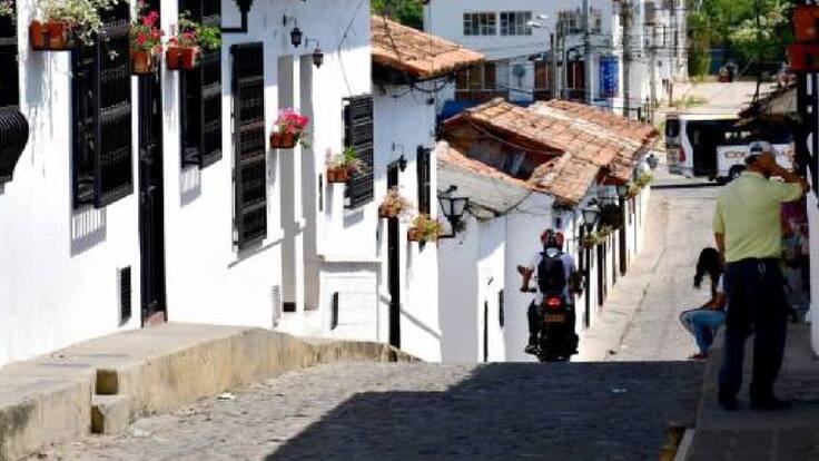 Así quedó el toque de queda en Girón