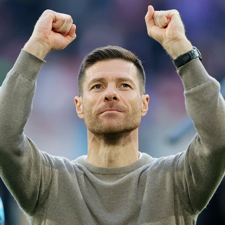 Cologne (Germany), 03/03/2024.- Leverkusen&#039;s head coach Xabi Alonso reacts after the German Bundesliga soccer match between 1. FC Cologne and Bayer 04 Leverkusen in Cologne, Germany, 03 March 2024. (Alemania, Colonia) EFE/EPA/RONALD WITTEK CONDITIONS - ATTENTION: The DFL regulations prohibit any use of photographs as image sequences and/or quasi-video.