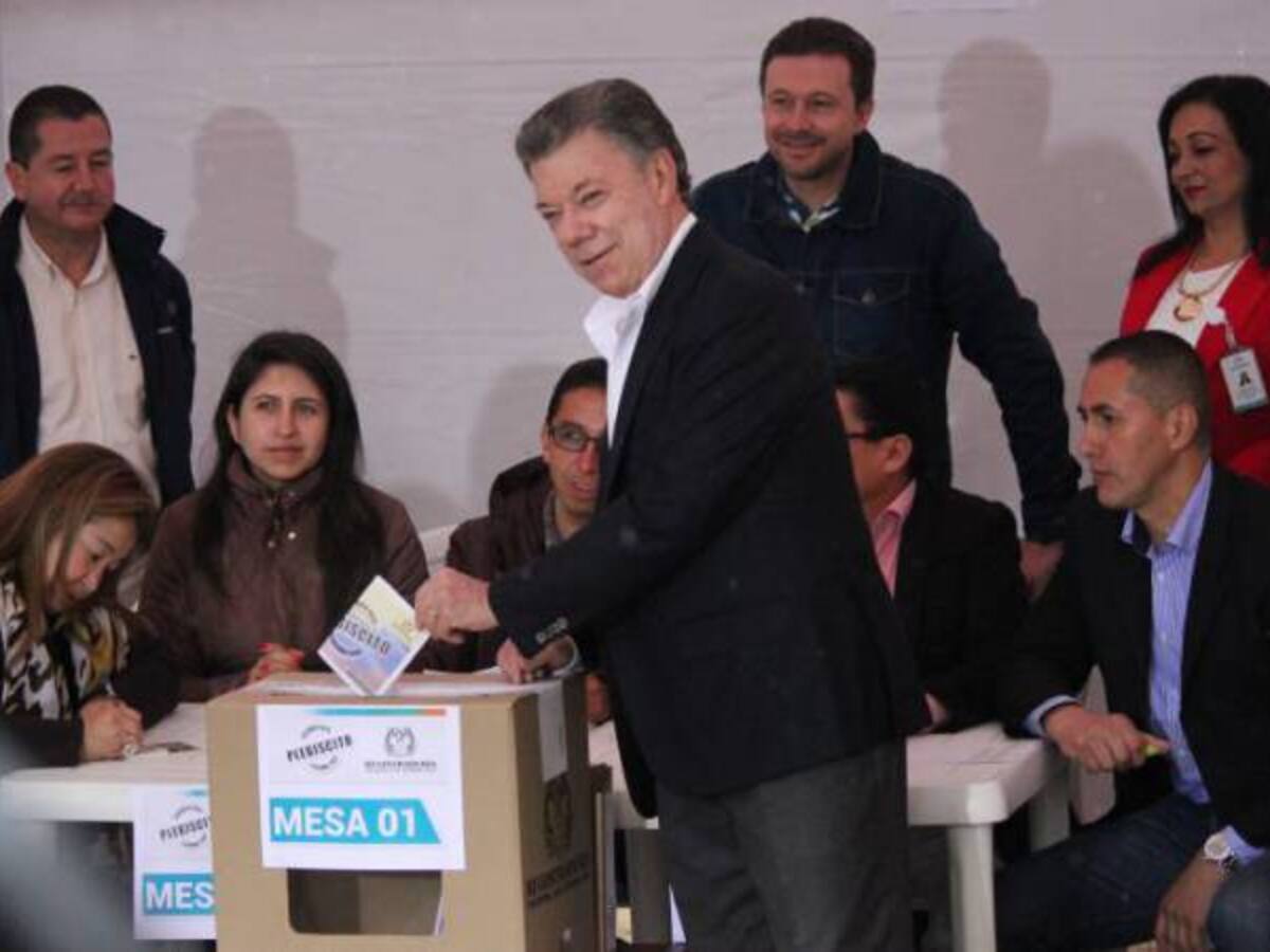 Nosotros en Colombia debemos adoptar la cultura de la no violencia: Presidente