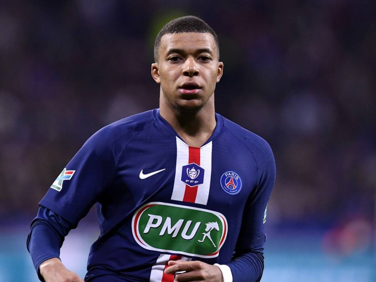 Mbappé dio negativo en prueba de coronavirus y fue convocado por PSG
