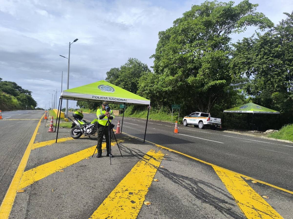 Controles reforzados en la vía al Mar garantizan la seguridad en el Puente Festivo del 12 de octubre