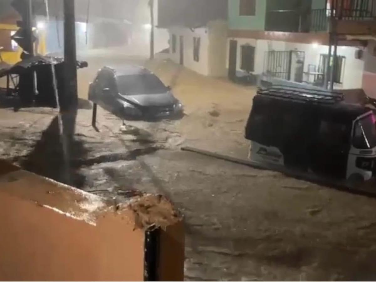 Familias damnificadas y varios barrios inundados deja fuertes lluvias en Segovia