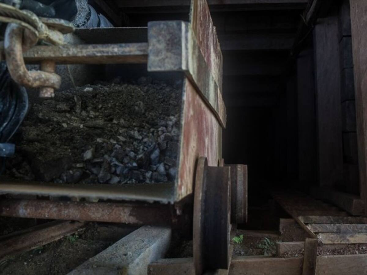 Dos mineros heridos por explosión en mina en Sardinata