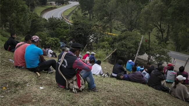 Otro sector en paro dice que no desbloquearan la Vía Panamericana en el Cauca. Foto: Colprensa