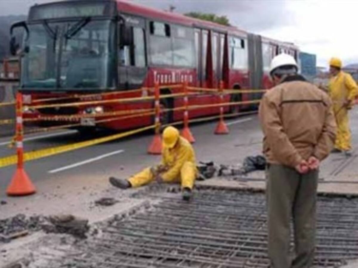 Contratista que construye nuevo puente de la 26 ha recibido millonarias adiciones