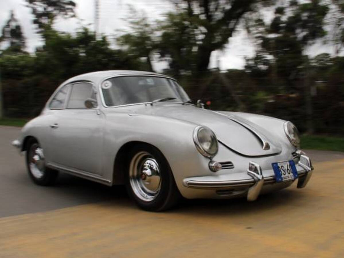 El primer Porsche llega a la cuarta edición del concurso de elegancia en Medellín