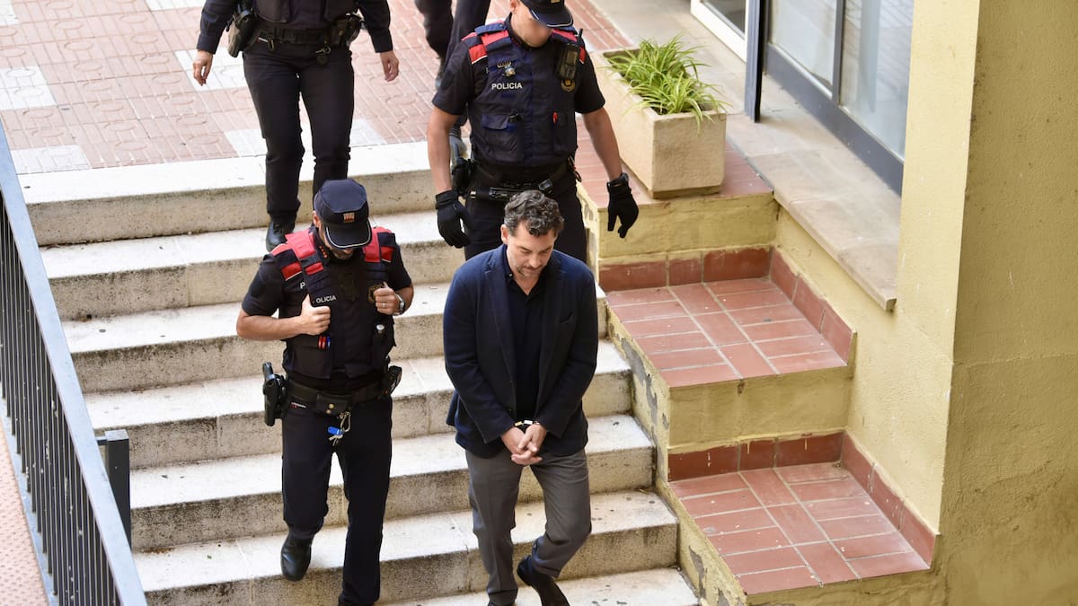 Jonathan Andic paga un millón de euros de fianza y queda en libertad sin poder salir de España