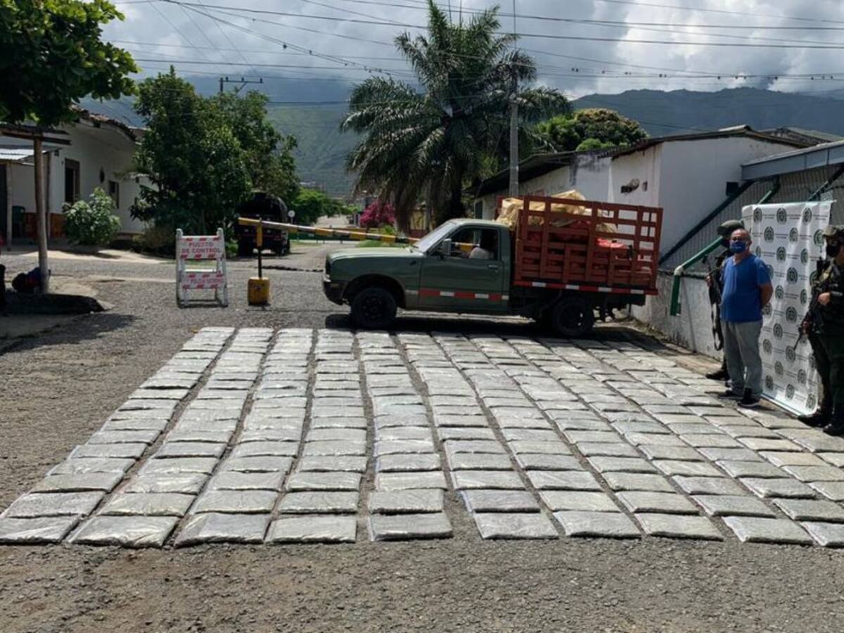En plena cuarentena narcos movilizaban más de 225 kilos de marihuana