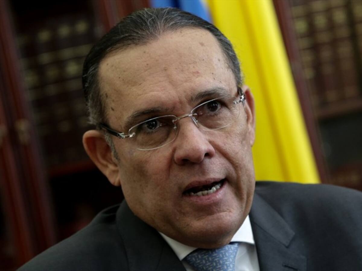 Que un partido participe en el Gobierno no es 'mermelada': Efraín Cepeda