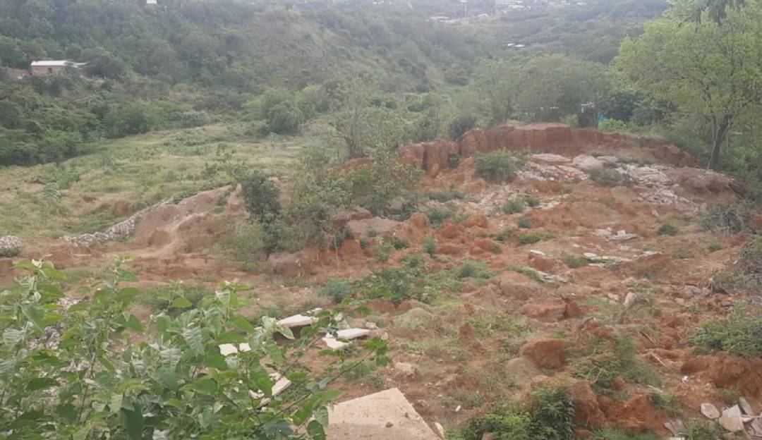 Damnificados de La Ermita plantean regresar a la zona de riesgo