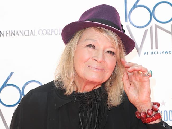 Angie Dickinson recuerda a Burt Bacharach como “una persona increíble”